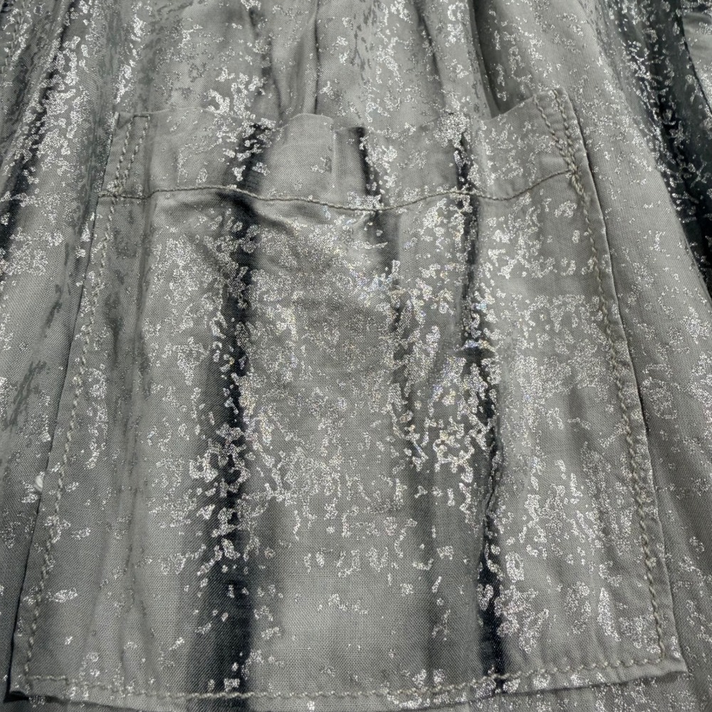 Pilcro Anthropologie Metallic Silver Foil Button Down Shirt Grey Rayon Large - Picture 4 of 10